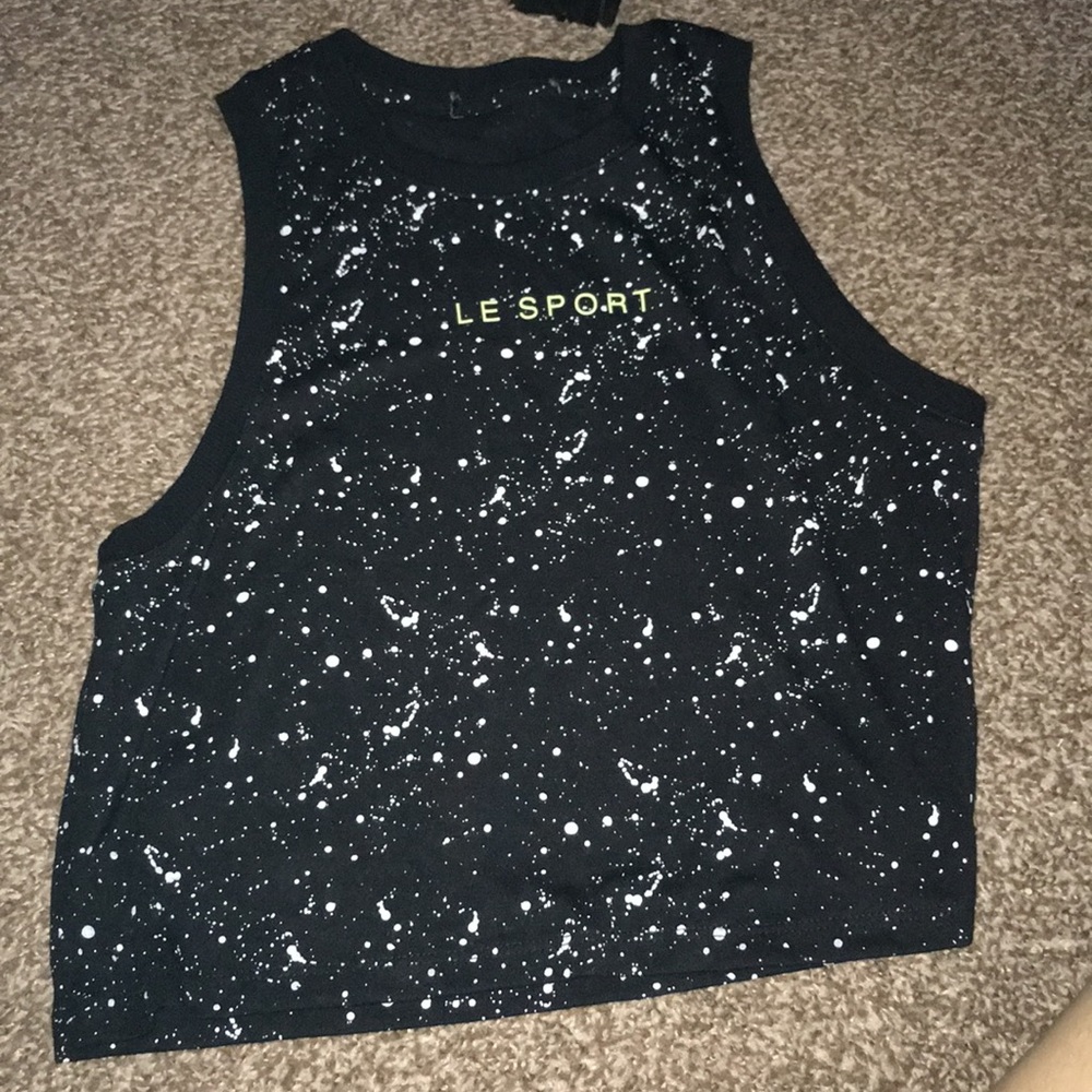 Comfortable sport top